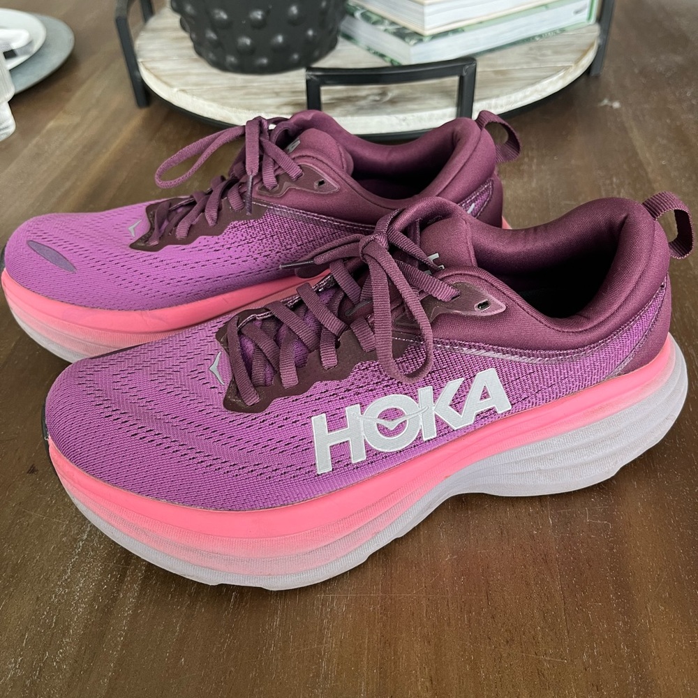 Women’s Hoka Bondi 8; Size 8.5